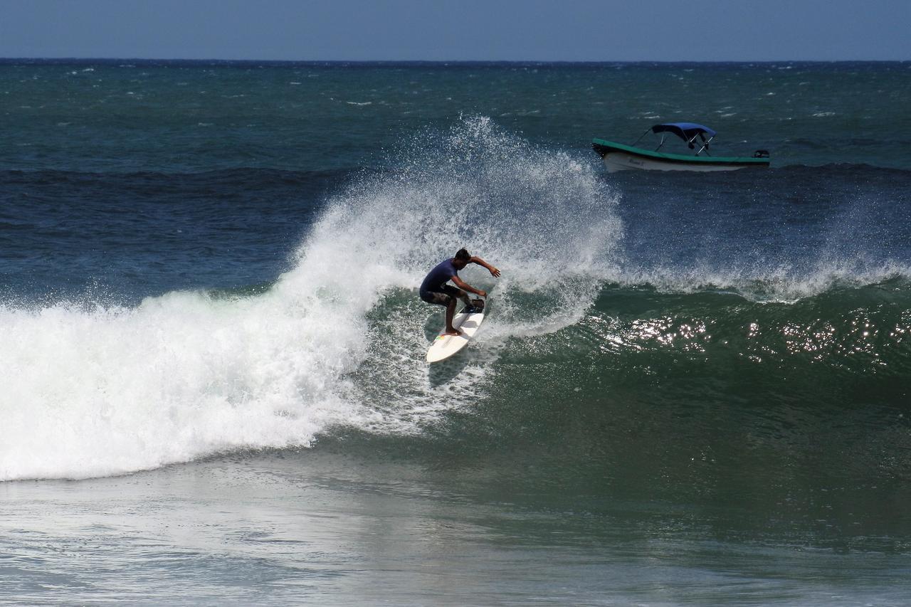 99 Surf Lodge เอลลิมอน ภายนอก รูปภาพ